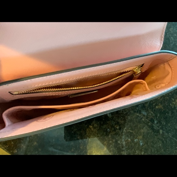 Tory Burch Robinson Bag Pink - Picture 6 of 9